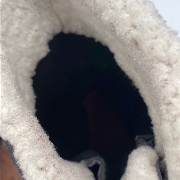 The North Face Gray Purple Winter Boots Waterproof Faux Fur Big Kid Size 5 Warm - Picture 15 of 16